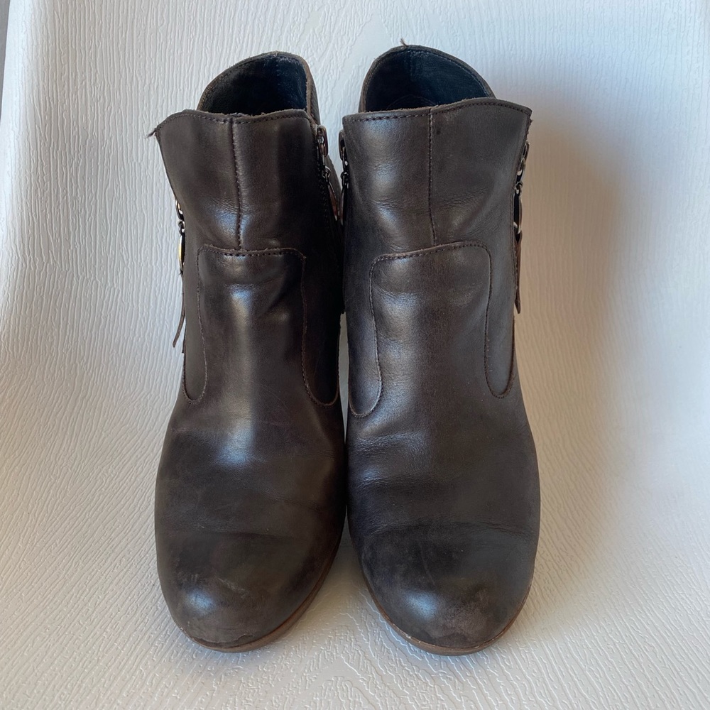UGG Brown Meredith Boot 8
